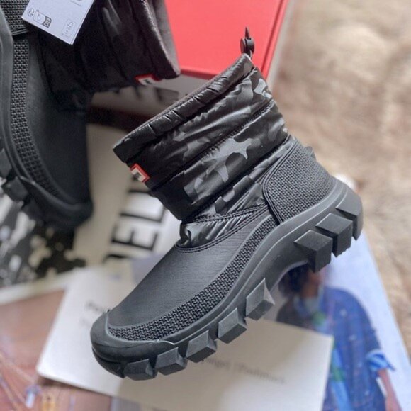 Hunter Intrepid Insulated Camo Short Snow Boots - Picture 9 of 13